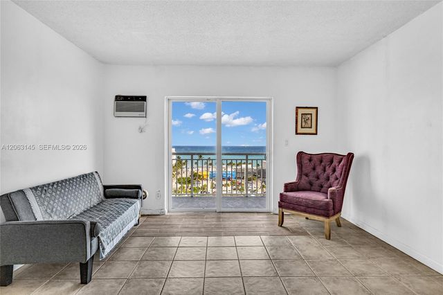 200 S Birch Road 1015, Fort Lauderdale, FL 33316