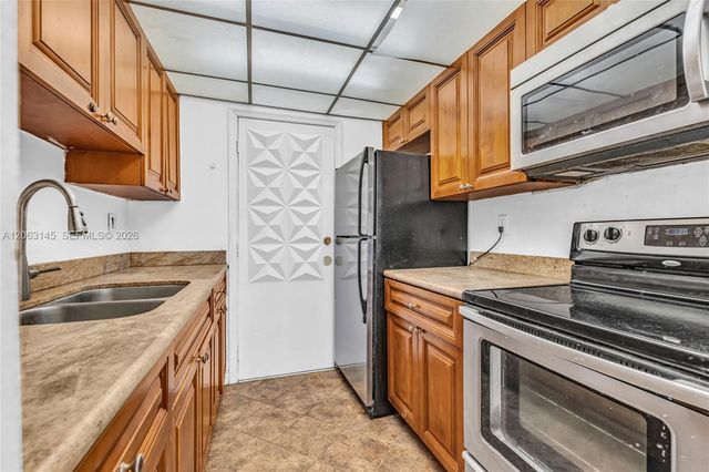 200 S Birch Road 1015, Fort Lauderdale, FL 33316