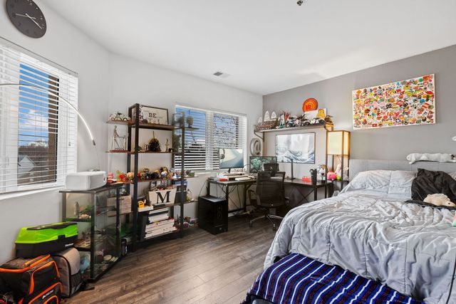 140 Manchester Drive 408, Buffalo Grove, IL 60089