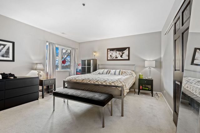 140 Manchester Drive 408, Buffalo Grove, IL 60089