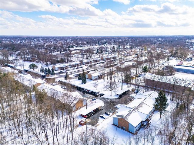 1571 Shoemaker Drive, Westland, MI 48185