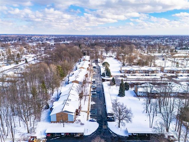 1571 Shoemaker Drive, Westland, MI 48185