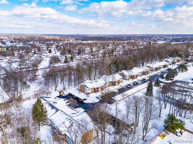 1571 Shoemaker Drive, Westland, MI 48185