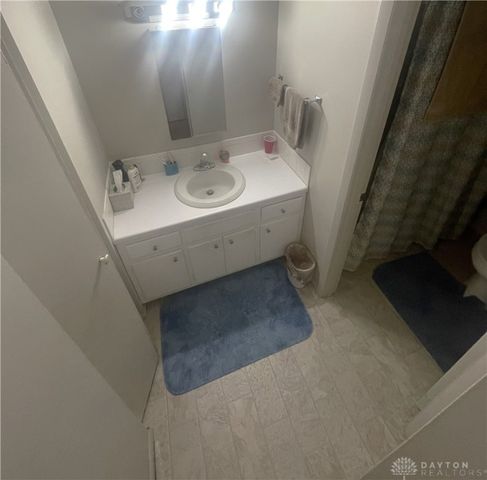 6436 Quintessa Court, Dayton, OH 45449