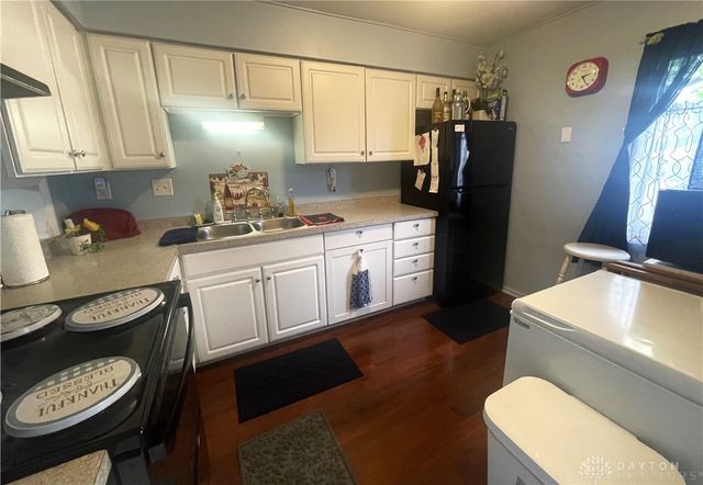 6436 Quintessa Court, Dayton, OH 45449