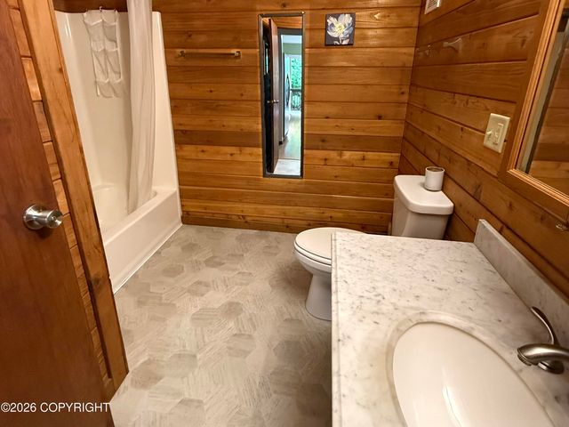 12399 Blackberry, Ketchikan, AK 99901