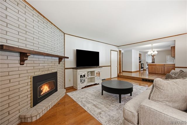 188 Heritage Farm Road, West Seneca, NY 14218