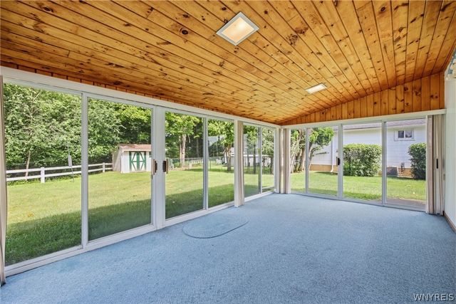 188 Heritage Farm Road, West Seneca, NY 14218