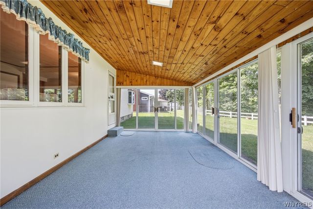 188 Heritage Farm Road, West Seneca, NY 14218