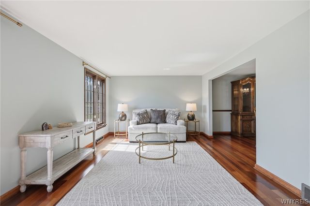 188 Heritage Farm Road, West Seneca, NY 14218