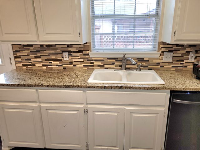 1603 Southgate Drive, Brownwood, TX 76801