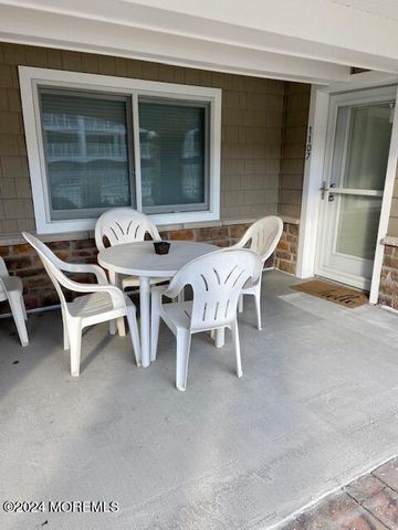 438 N Route 35 N 1107, Mantoloking, NJ 08738
