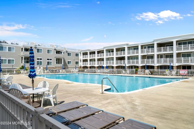 438 N Route 35 N 1107, Mantoloking, NJ 08738