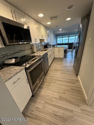 438 N Route 35 N 1107, Mantoloking, NJ 08738