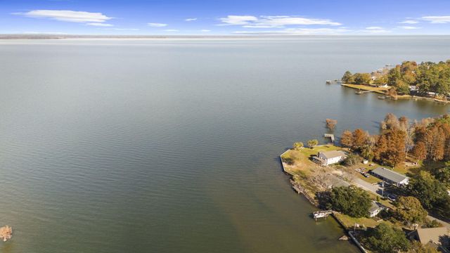 145 Pineridge Road, Eutawville, SC 29048