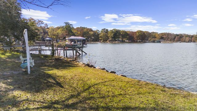 145 Pineridge Road, Eutawville, SC 29048