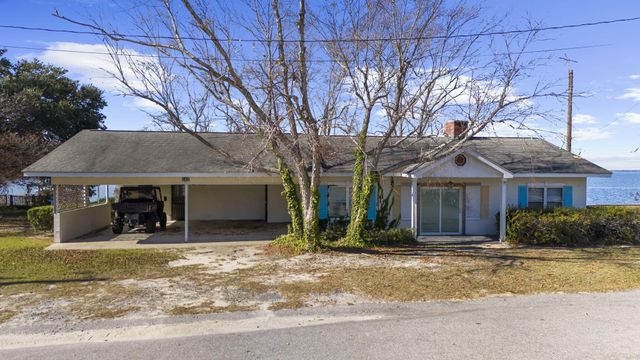 145 Pineridge Road, Eutawville, SC 29048