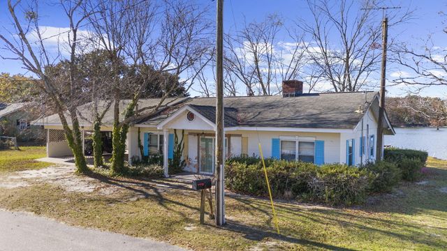 145 Pineridge Road, Eutawville, SC 29048