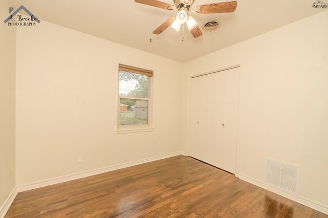 1106 SHADY LANE, Burkburnett, TX 76354