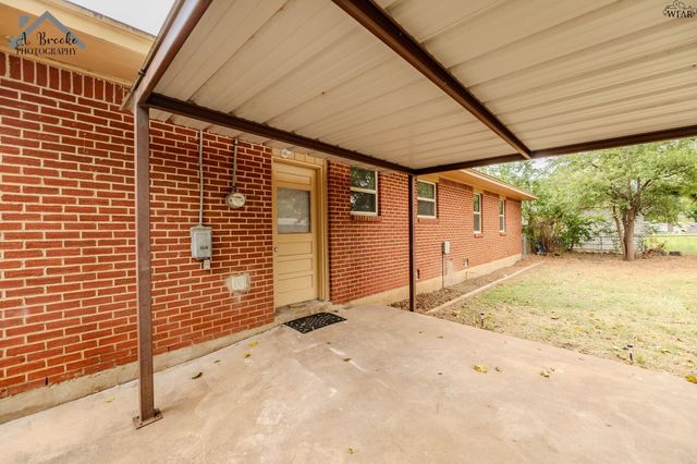 1106 SHADY LANE, Burkburnett, TX 76354