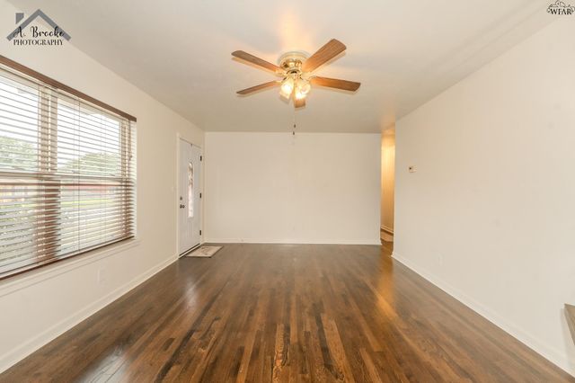 1106 SHADY LANE, Burkburnett, TX 76354