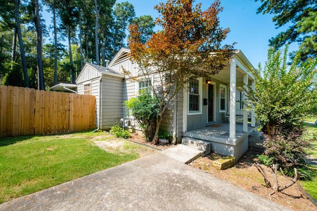 6609 Kavanaugh Place, Little Rock, AR 72207