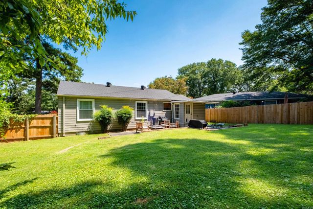 6609 Kavanaugh Place, Little Rock, AR 72207