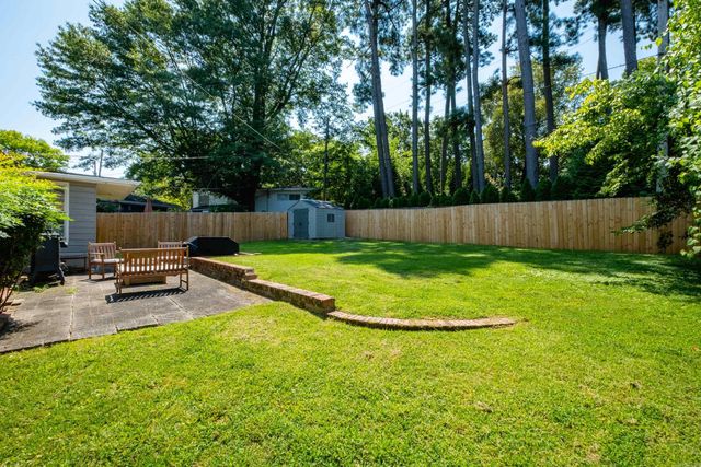 6609 Kavanaugh Place, Little Rock, AR 72207