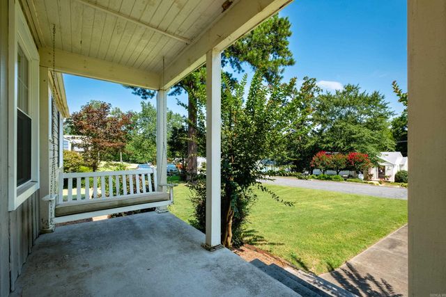 6609 Kavanaugh Place, Little Rock, AR 72207