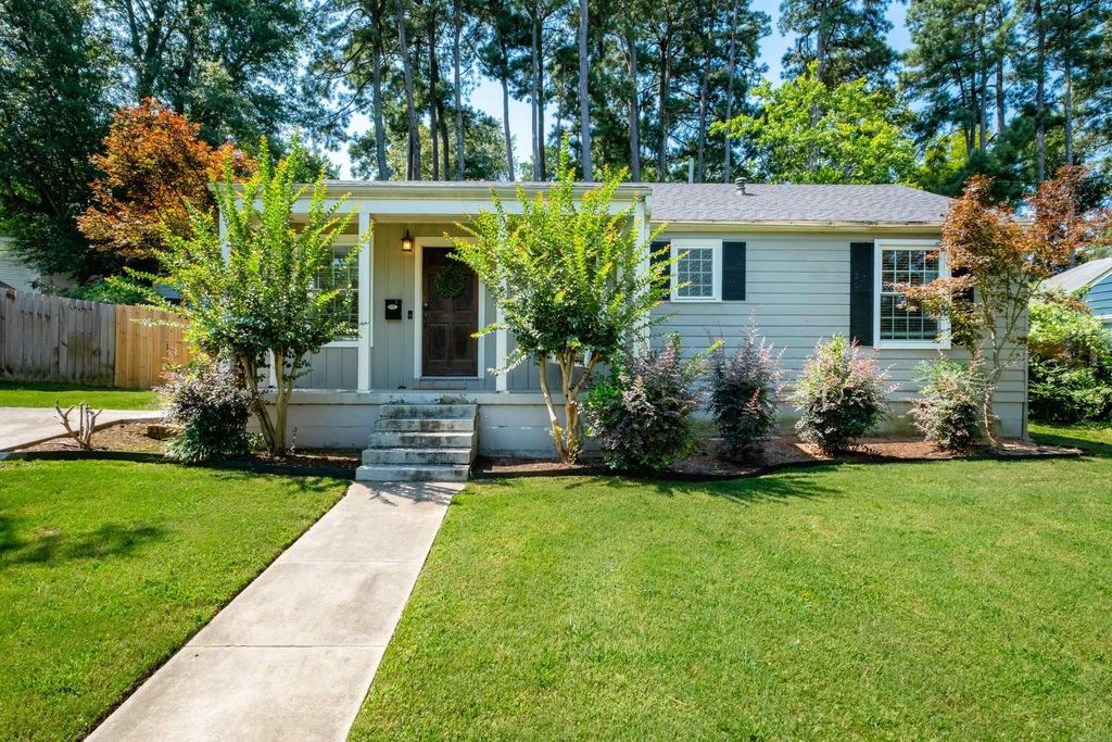 6609 Kavanaugh Place, Little Rock, AR 72207