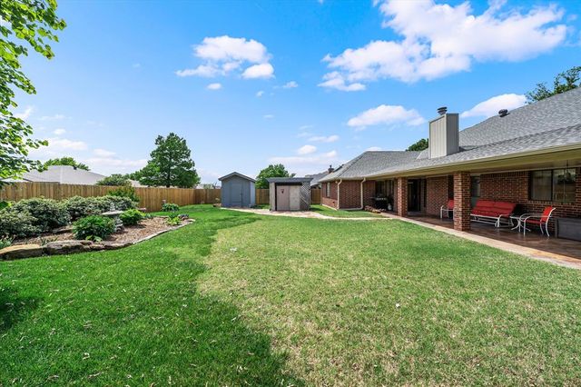 516 NW 143 Street, Edmond, OK 73012