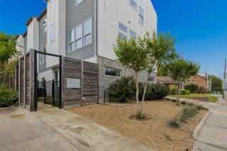 5647 Live Oak Street 103, Dallas, TX 75206