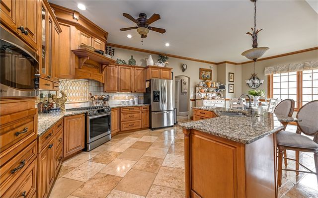 202 Rolling Hills Drive, Marshall, PA 15090