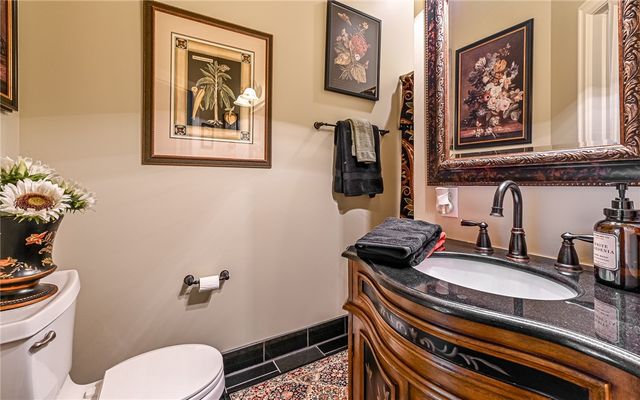 202 Rolling Hills Drive, Marshall, PA 15090