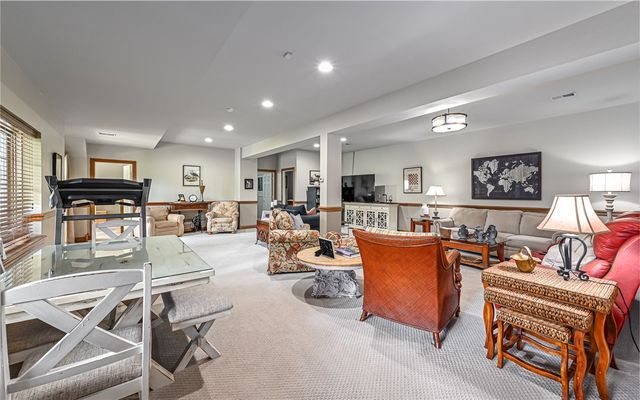 202 Rolling Hills Drive, Marshall, PA 15090