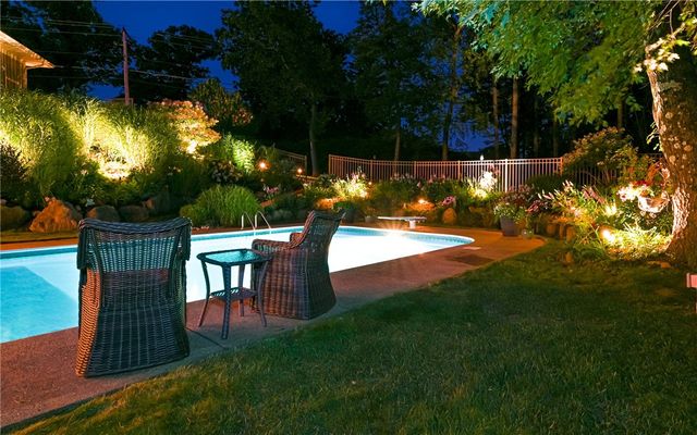 202 Rolling Hills Drive, Marshall, PA 15090