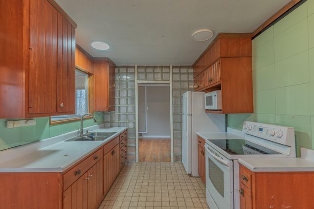 4825 Whites Road, Ryland Heights, KY 41015