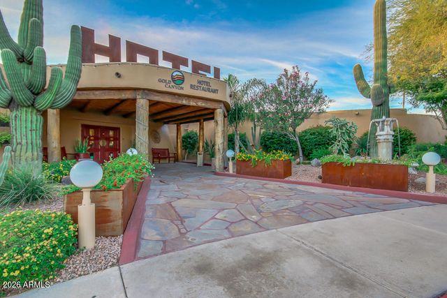 4327 S LAS VILLA Way, Gold Canyon, AZ 85118