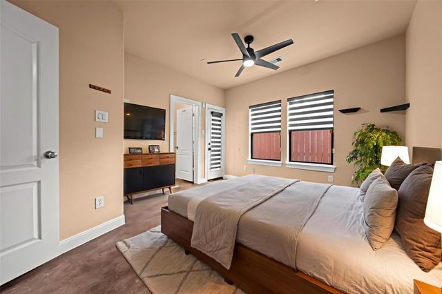 1510 Reinerman Street, Houston, TX 77007