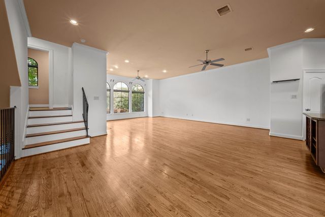 1510 Reinerman Street, Houston, TX 77007