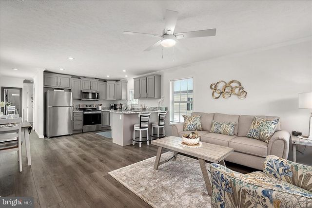 12421 BEACH LIFE LN, Ocean City, MD 21842