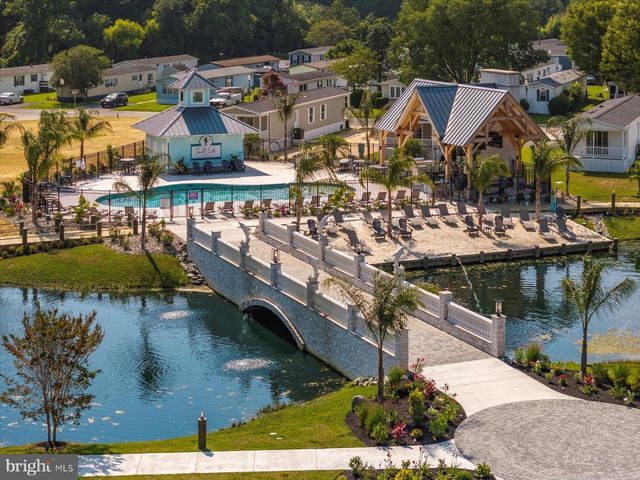 12421 BEACH LIFE LN, Ocean City, MD 21842