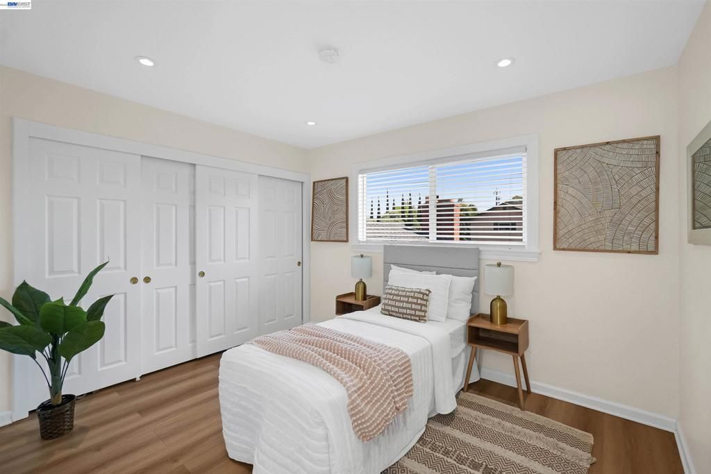 Image 26 of property listing at 9519 Broadmoor Dr, San Ramon, CA 94583