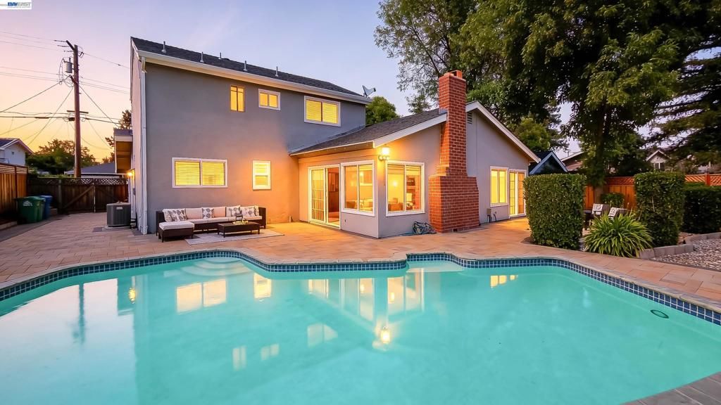 Image 30 of property listing at 9519 Broadmoor Dr, San Ramon, CA 94583