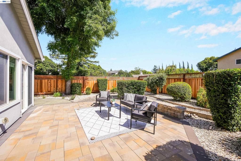 Image 34 of property listing at 9519 Broadmoor Dr, San Ramon, CA 94583