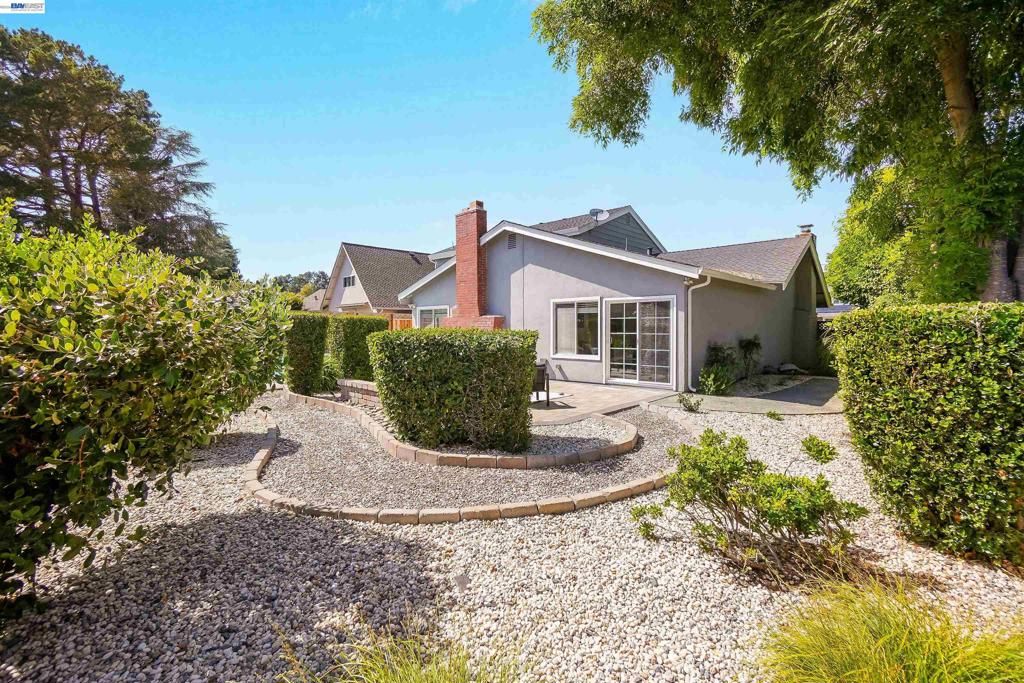 Image 37 of property listing at 9519 Broadmoor Dr, San Ramon, CA 94583