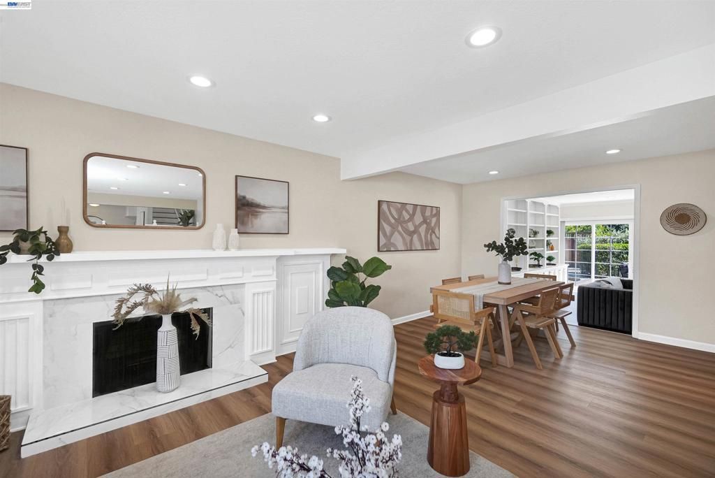 Image 7 of property listing at 9519 Broadmoor Dr, San Ramon, CA 94583