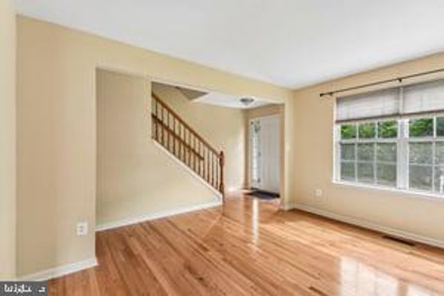 5870 DEER RIDGE LN, Elkridge, MD 21075