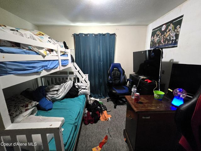 6225 W Rhode Island ST, Spirit Lake, ID 83869