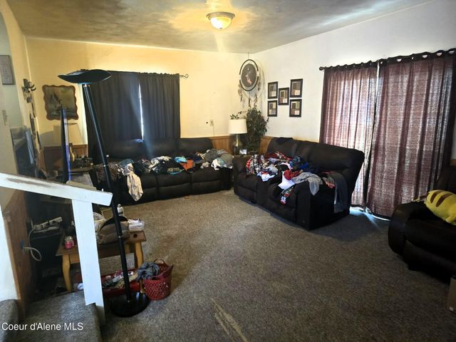 6225 W Rhode Island ST, Spirit Lake, ID 83869